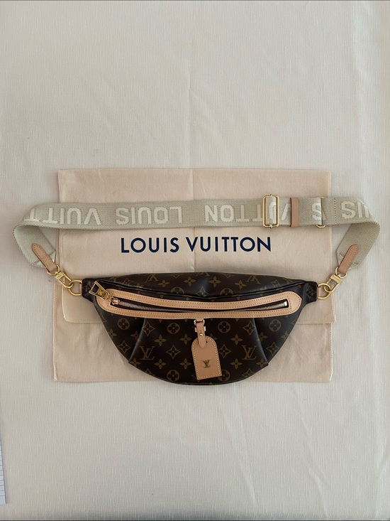 Louis Vuitton Handbags - Louis Vuitton High Rise Bumbag